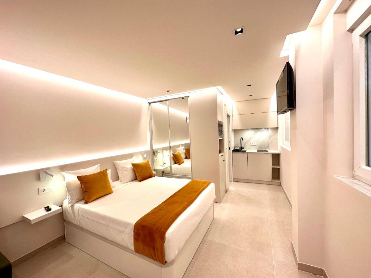 Suite Ron In Marina 2 People Puerto Deportivo Беналмадена Екстериор снимка